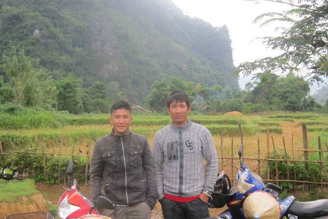 1-Day Tour to Vang Vieng with Private Guide - Caves, cliffs, and optional zip lining