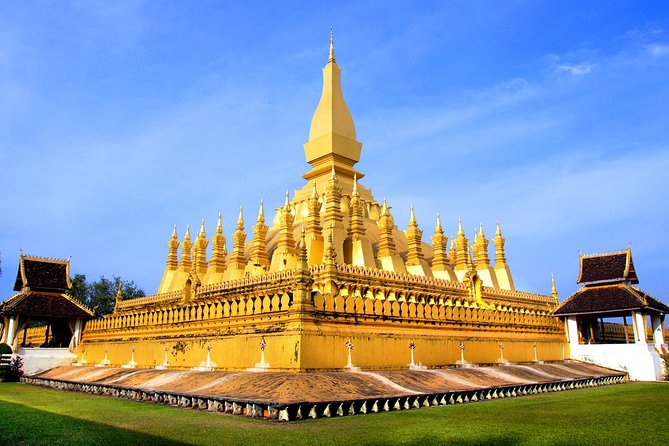 6-Day Private Laos Tour to Vientiane, Pak Ou Cave, Luang Prabang - An early alms ceremony and the Mekong to Pak Ou
