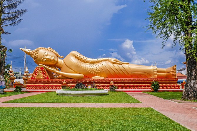 6-Day Private Laos Tour to Vientiane, Pak Ou Cave, Luang Prabang - The train changes the scale of the trip