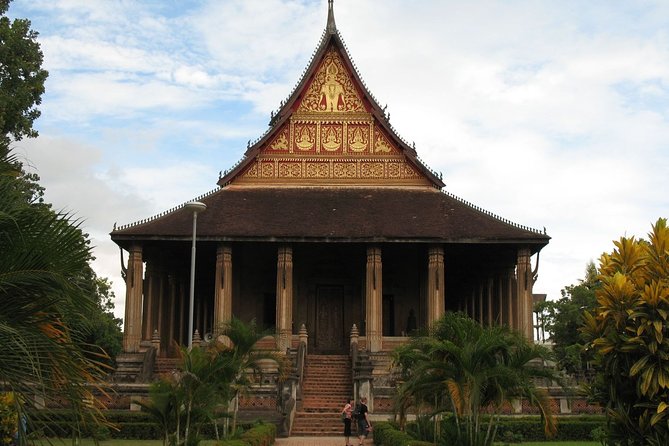 A Full Day in Laid-Back Vientiane - Patuxai, Vientiane’s Arc de Triomphe look-alike