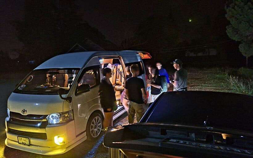 Chiang Rai: 2-Day Transfer to Luang Prabang by Slow Boat - What to bring for comfort and control