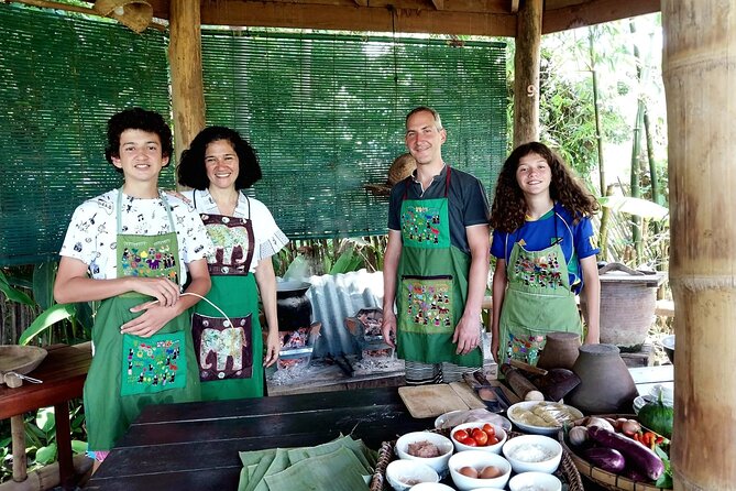 Day-time Bamboo weaving & Cooking Classes join-in - Weaving a coaster is harder than it looks