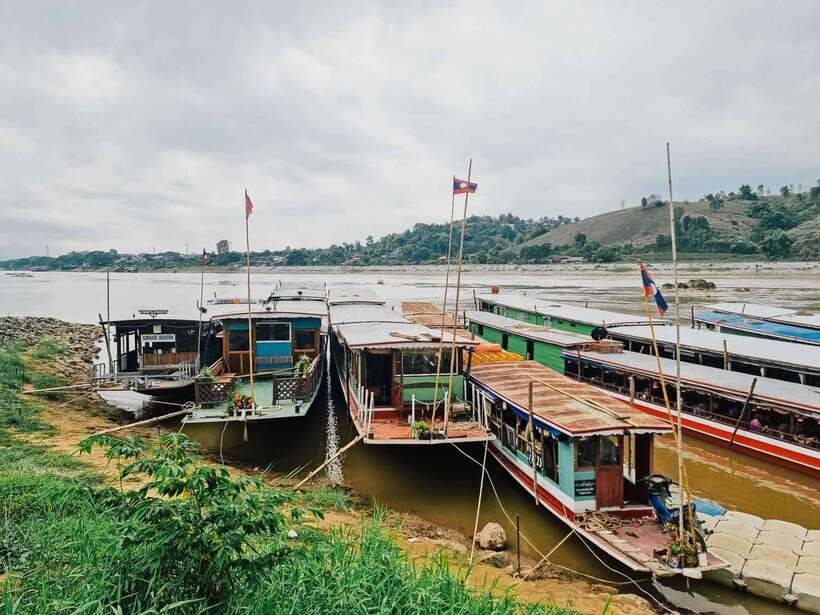 From Chiang Rai : 2 Day 1 Night Slow Boat to Luang Prabang - Leaving Chiang Rai and crossing into Laos