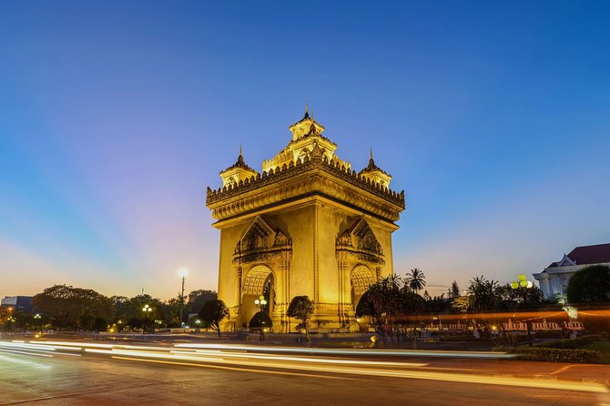 Guided Vientiane City and Buddha Park Full-Day Tour - Wat Si Muang, a temple with local importance