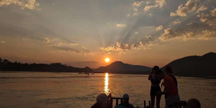 Half Day Mekong Cruise to Pak Ou Caves (Morning / Afternoon) - What to Bring and Who Should Book