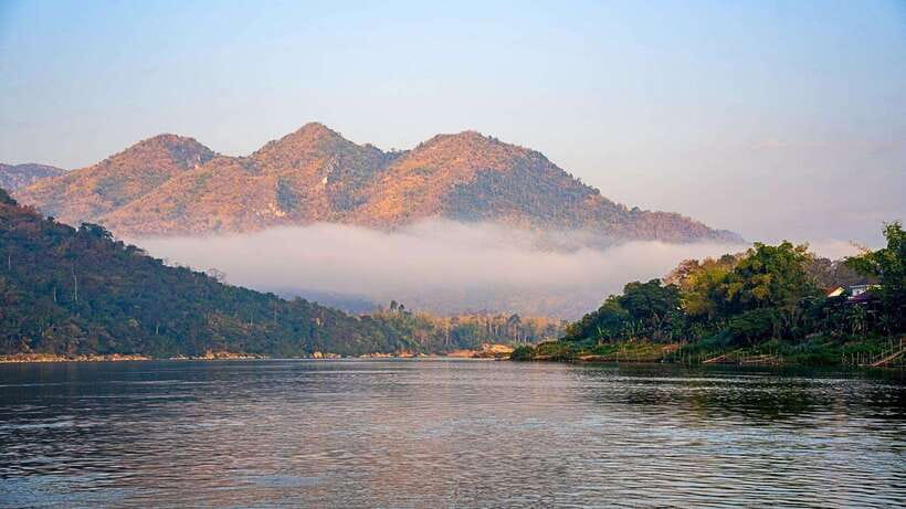 Luang Prabang: 2D Transfer to Huay Xai by Slow Boat - Pakbeng at 5:00 PM