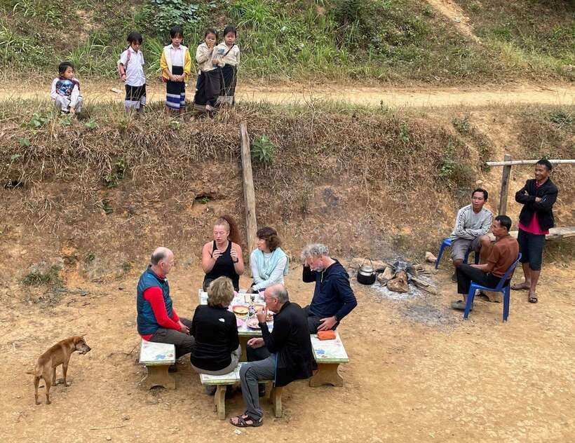 Luang Prabang: 3-Day Cultural Remote Trek With Homestay - Day 2: Valley streams and a larger Hmong and Khmu village