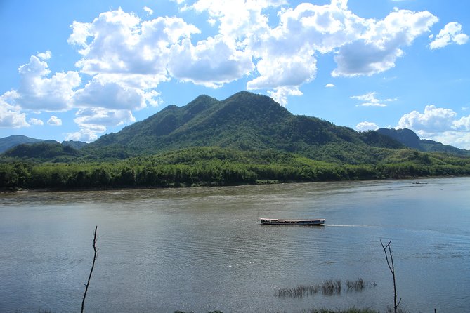Luang Prabang: Cruise to Pak Ou Caves & Kuang Si Waterfalls - Ban Xang Hai and the Lao Lao tasting