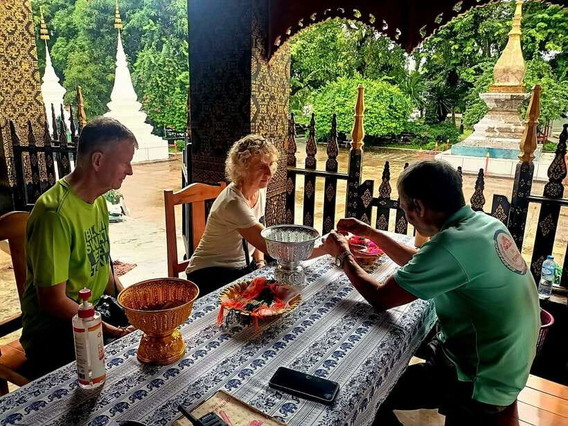 Luang Prabang: Foodie Walking Tour & Monk Blessing - What makes the temple visit different