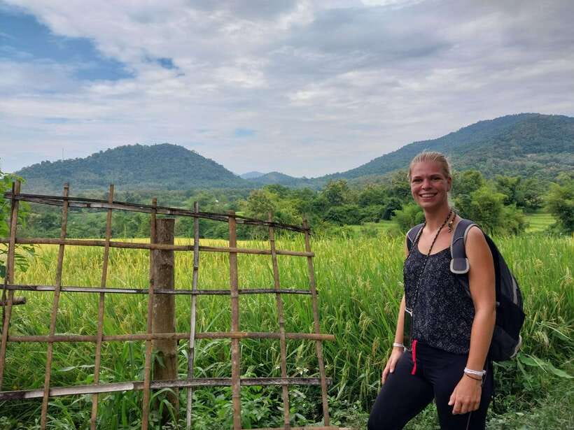 Luang Prabang: Hiking Off the Beaten Track with Picnic Lunch - What the two-guide format adds