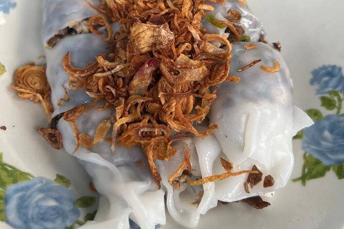 Luang Prabang Local Market and Morning Food Tour with Drinks - A 7:00 am tuk tuk start