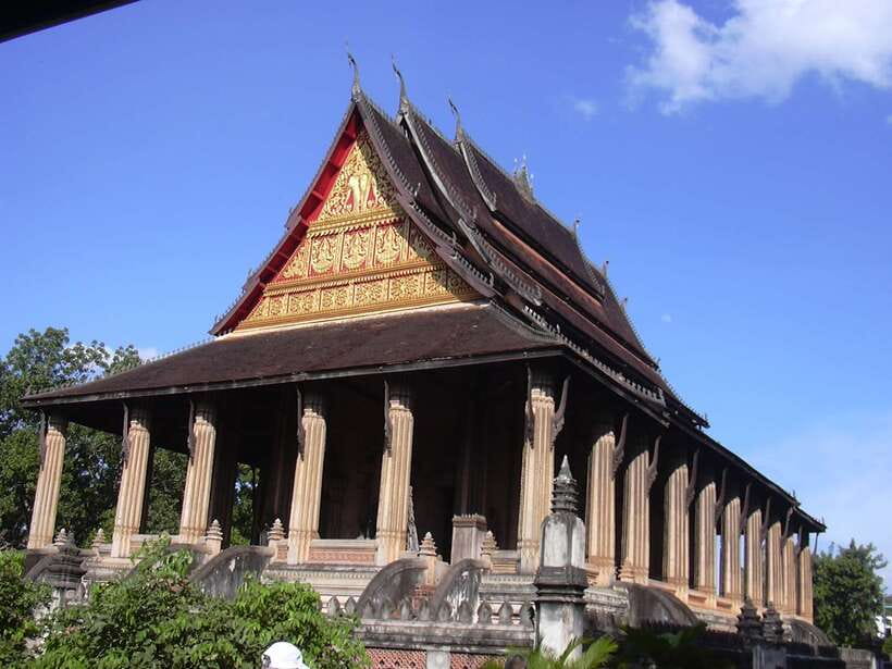 Luang Prabang: Local Village & Kuang Si Falls Private Tour - Phosi Market and the things you can take home