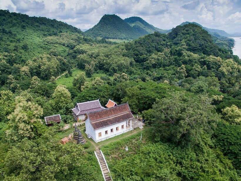 Luang Prabang: Pottery Workshop & Wat Chomphet cycling Tour - Why this route is worth half a day