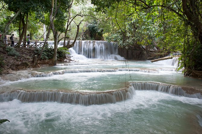 Luang Prabang Private Minivan - Five hours or ten hours?