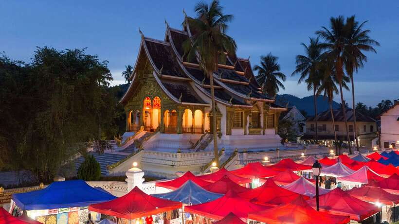 Luang Prabang: Private Must-See Sights and Mount Phousi Tour - Timing, comfort, and who should choose this tour