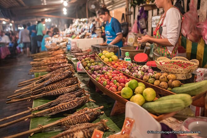 Luang Prabang Street Food Culture, Paper Handicraft Village Tour - Reading the morning market through Lao food