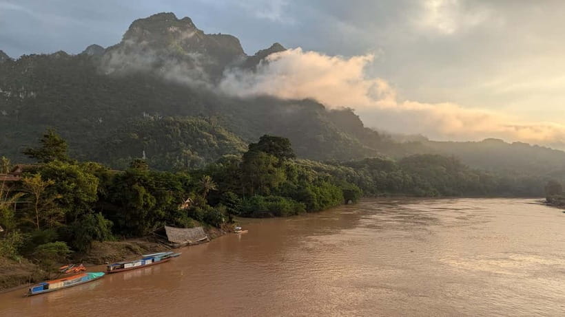 Luang Prabang to Nong Khiaw: River Cruise, Hike & Waterfall - Choosing between 100 Waterfalls and Tad Mok