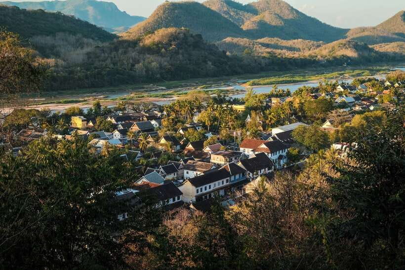 Luang Prabang: UNESCO World Heritage City Highlights Tour - Wat Xieng Thong and Luang Prabang temple design