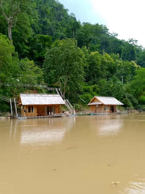 Nongkhiaw boat trip to Muang Ngoi - Muang Ngoi offers a quiet village pause