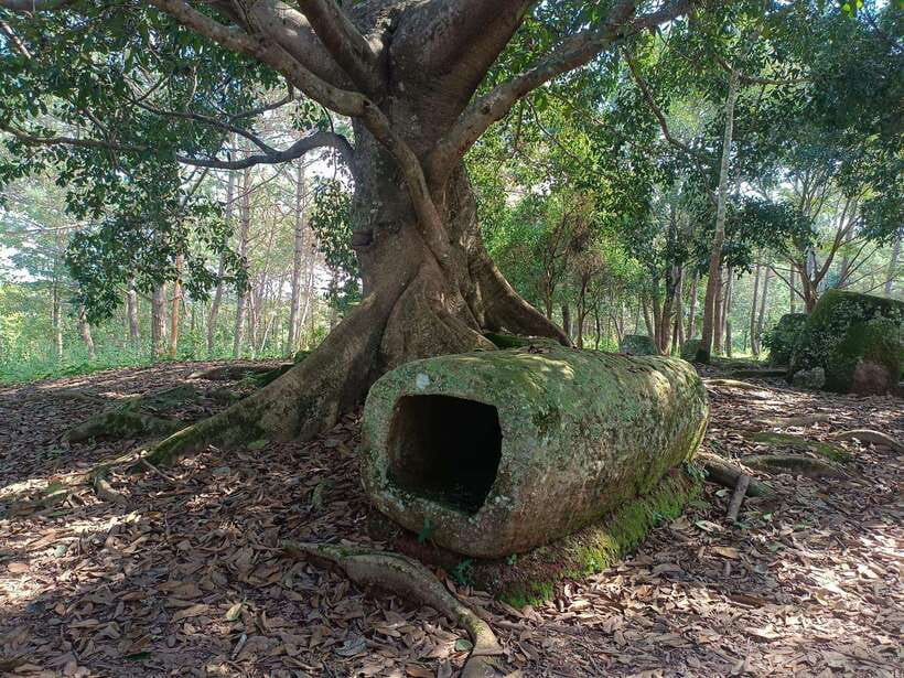 Plain of jars private tour - 8:30 AM pickup in Phonsavan