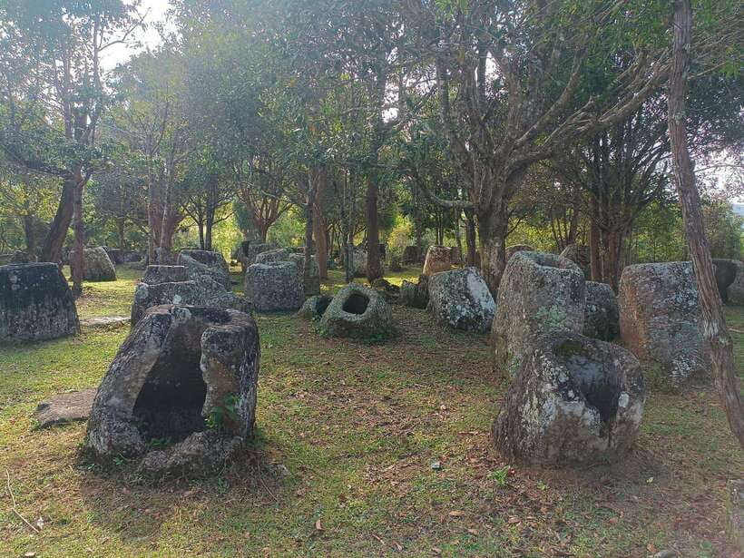 Plain of jars share group tour - Key points to know before booking