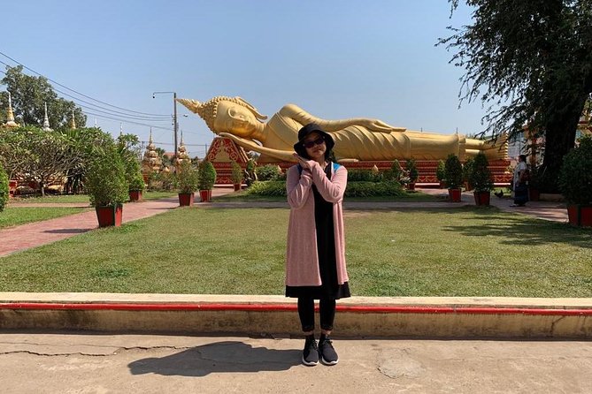 Private Tour: Vientiane City Tour Full Day with Buddha Park - Lao lunch before the afternoon drive