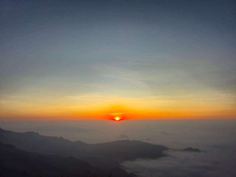 Transfer : wonder full Sunrise and landscape at Phu Chifa - Why Phu Chi Fa is worth the alarm clock