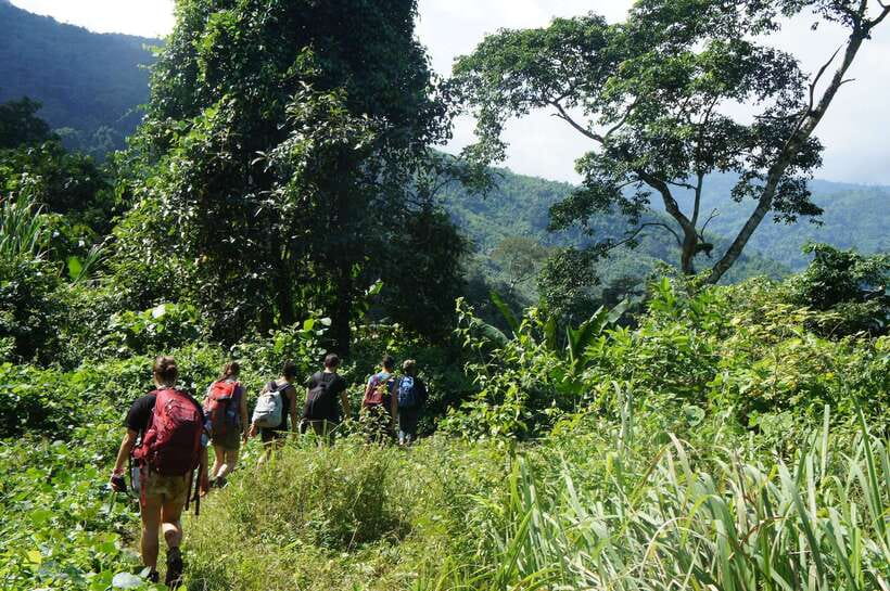 Vang Vieng: Jungle & Caves Full-Day Private Trekking Tour - Guides make a real difference