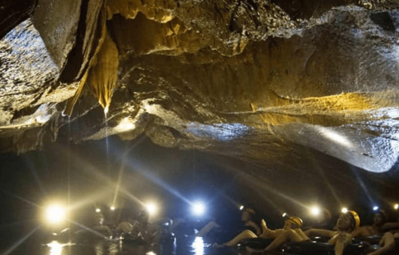Vang Vieng: Kayaking&Zipline&Water Cave&Tham Chang tour - The 30-minute tuk-tuk ride gets you moving