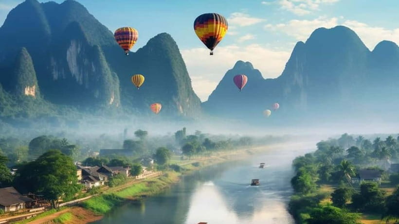 Vang vieng: Longtail boat&Hot Air Balloon&hotel pick-up - Sunrise above the Nam Song River