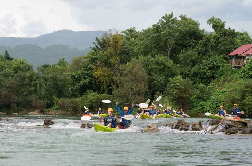 Vang Vieng: Nam Song River Kayak Tour - Learning the basics before launching
