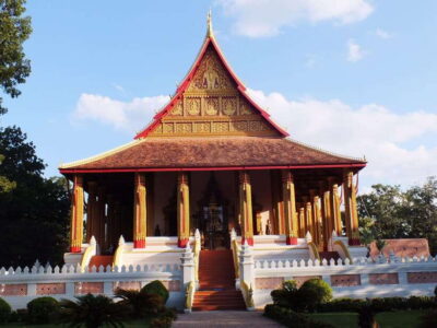 Vientiane City Highlights Tour with Buddha Park & Lunch