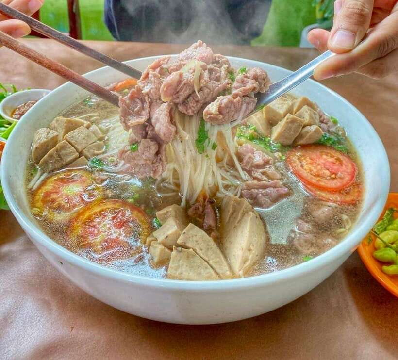 Vientiane classic Food tour ( Included Food ) - What this Vientiane food tour is really about