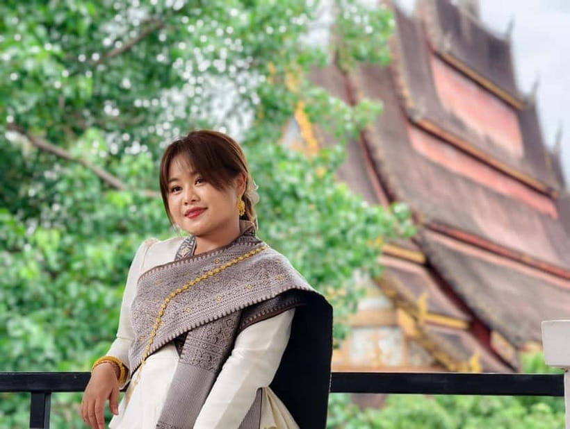 Vientiane: Lao Cultural Attire Rental Experience - Practical advice for a smoother day