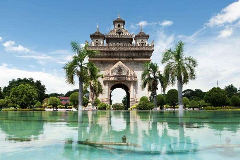 Vientiane : Private Custom Tour with a Local Guide - Meeting your guide and setting the route