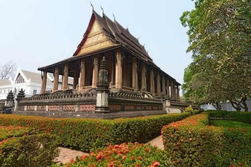 Vientiane : Private Custom Tour with a Local Guide - Who should book this Vientiane tour?